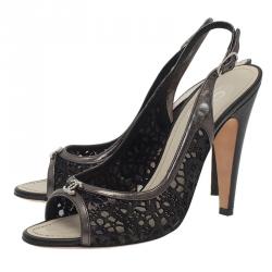 Pre Owned Chanel Black Cutout Leather CC Slingback Sandals Size 39