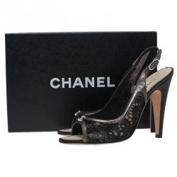 Pre Owned Chanel Black Cutout Leather CC Slingback Sandals Size 39