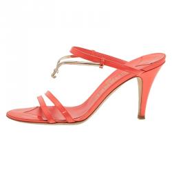 Pre Owned صندل سلايد شانيل جلد برتقالي و شعار ذهبي بسيور مقاس 38