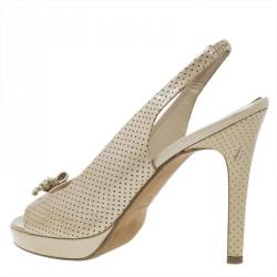 Pre Owned صندل شانيل جلد بيج مثقب فراشة بفتحة خلف الكاحل مقاس 38.5