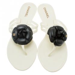 مملوكة مسبقًا Chanel Monochrome Jelly Camellia Thong Sandals Size 41