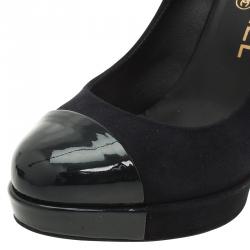 مملوكة مسبقًا Chanel Black Suede and Leather Cap Toe Platform Pumps Size 37.5