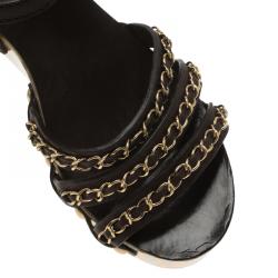 مملوكة مسبقًا Chanel Brown Leather Chain Detail Ankle Strap Platform Sandals Size 39