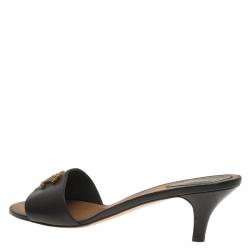 Pre Owned صندل شانيل CC كريستال جلد أسود مقاس 41