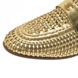 Pre Owned حذاء لوفرز شانيل كنغارو جلد ذهبي CC مقاس 38