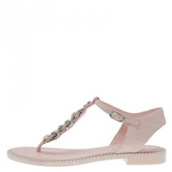 Pre Owned صندل إصبع شانيل CC جلد وردى فاتح بسلسلة مزينة مقاس 37.5