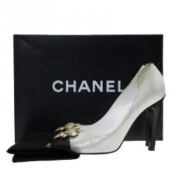 مملوكة مسبقًا Chanel Silver and Black Leather Embellished Pumps Size 36.5
