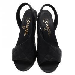 Pre Owned صندل شانيل دورسي جلد أسود مبطن بفتحة كعب مقاس 36