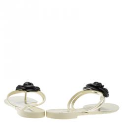 Pre Owned Chanel Monochrome Jelly Camellia Thong Sandals Size 39