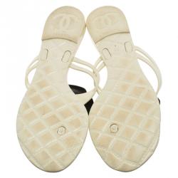 Pre Owned Chanel Monochrome Jelly Camellia Thong Sandals Size 39