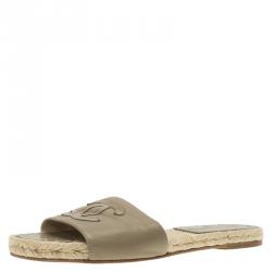 مملوكة مسبقًا Chanel Beige Leather CC Espadrille Slides Size 38