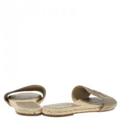 مملوكة مسبقًا Chanel Beige Leather CC Espadrille Slides Size 38