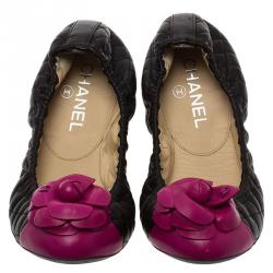 مملوكة مسبقًا Chanel Two Tone Quilted Leather Camellia Ballet Flats Size 38