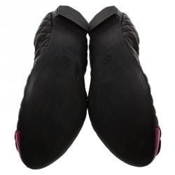 مملوكة مسبقًا Chanel Two Tone Quilted Leather Camellia Ballet Flats Size 38