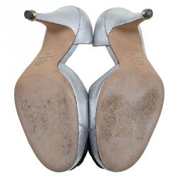 Pre Owned حذاء كعب عالي شانيل كاميليا دورسي جلد فضي ميتاليك مقاس 39