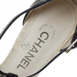 Chanel Black Patent And Suede Block Heel  T- Strap Sandals Size 37