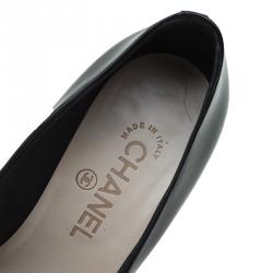 Pre Owned Chanel Black & White Patent CC Cap Toe Pumps Size 37