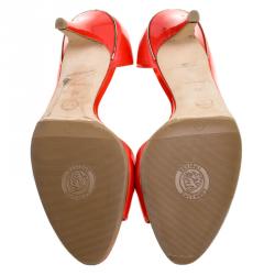 مملوكة مسبقًا حذاء كعب عالي شانيل دورسي جلد أحمر لامع مقدمة مفتوحة مقاس 39