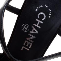 Pre Owned Chanel Black Patent Leather Pearl Embellished Heel T-Strap Sandals Size 40