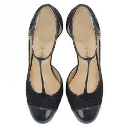 Pre Owned حذاء كعب عالي شانيل تويد وجلد ثنائي اللون بحزام حرف T مقاس 37