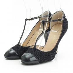 Pre Owned حذاء كعب عالي شانيل تويد وجلد ثنائي اللون بحزام حرف T مقاس 37