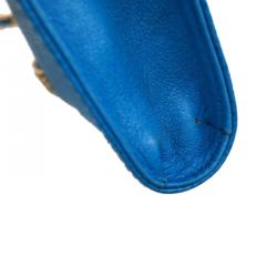 Pre Owned بوك كروس شانيل جلد كافيار أزرق