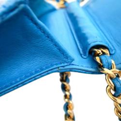 Pre Owned بوك كروس شانيل جلد كافيار أزرق