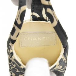 Pre Owned Chanel Bi Color Canvas Mobile Case Bag