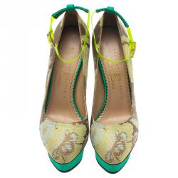 مملوكة مسبقًا Charlotte Olympia X Matthew Williamson Tri Color Brocade and PVC Ankle Strap Platform Pumps Size 36