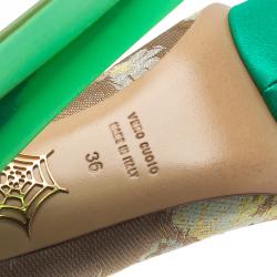 مملوكة مسبقًا Charlotte Olympia X Matthew Williamson Tri Color Brocade and PVC Ankle Strap Platform Pumps Size 36