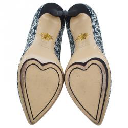 مملوكة مسبقًا حذاء كعب عالي شارلوت أوليمبيا ديبونير ستان فيليغري كريب مطبوع أزرق داكن مقاس 39.5