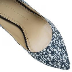 مملوكة مسبقًا حذاء كعب عالي شارلوت أوليمبيا ديبونير ستان فيليغري كريب مطبوع أزرق داكن مقاس 39.5