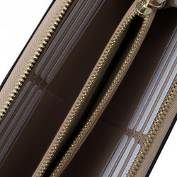 Pre Owned Chloe Beige Python Zip Around Wallet