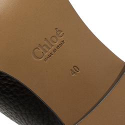 Pre Owned حذاء بوت كلوي جلد أسود مرصع مقاس 40