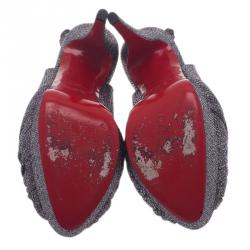 مملوكة مسبقًا صندل كريستيان لوبوتان جيني أسود براق نعل سميك و حزام خلفي مقاس 39