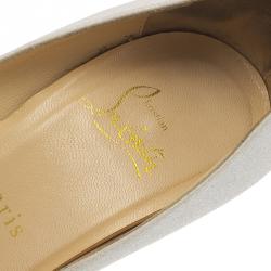 مملوكة مسبقًا حذاء كعب عالي كريستيان لوبوتان ديكوليه جلتر أبيض مقاس 39