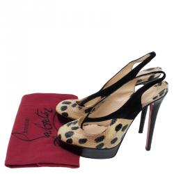 Pre Owned صندل كريستال لوبوتان بفتحة كعب ونعل سميك سترينغيتا سويدي أسود وجلد ثعبان بيج مقاس 38