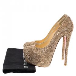 مملوكة مسبقًا Christian Louboutin Gold Strass Daffodile Platform Pumps Size 37