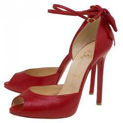 مملوكة مسبقًا Christian Louboutin Red Leather Noeud Bow Embellished Peep Toe Pumps Size 40