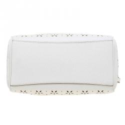 مملوكة مسبقًا Coach White Leather Mini Laser Cut Bennett Satchel