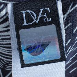 Pre Owned Diane von Furstenberg Monochrome Print New Hanky Top M/L