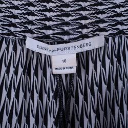Pre Owned Diane Von Furstenberg Benett Two Print Monochrome Printed Silk Pants L