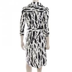 Pre Owned Diane von Furstenberg Monochrome Printed Wrap Dress S