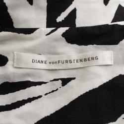 Pre Owned Diane von Furstenberg Monochrome Printed Wrap Dress S