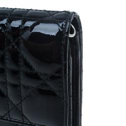 مملوكة مسبقًا Dior Black Patent Leather Cannage Quilted New Lock Wallet