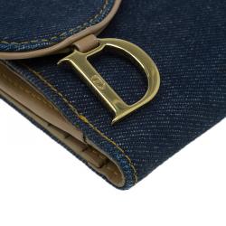 مملوكة مسبقًا Dior Blue Denim Logo Charm Wallet