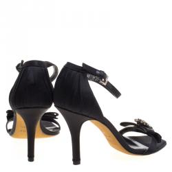 مملوكة مسبقًا صندل بحزام للكاحل ديور ساتان أسود مزين بالكريستالات مقاس 36.5