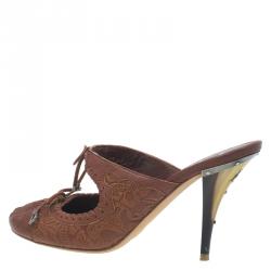 Pre Owned صندل سلايد ديور جلد بني بفيونكة مزينة مقاس 36