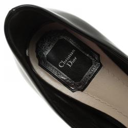 Pre Owned حذاء كعب عالي ديور نعل سميك ومقدمة مفتوحة جلد لامع أسود مقاس 38.5