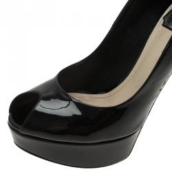 مملوكة مسبقًا حذاء كعب عالي ديور نعل سميك ومقدمة مفتوحة جلد لامع أسود مقاس 36